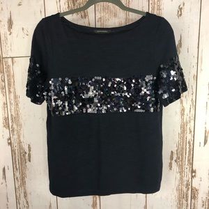 Banana Republic Glitzy T-Shirt, Size XS. In excellent condition!